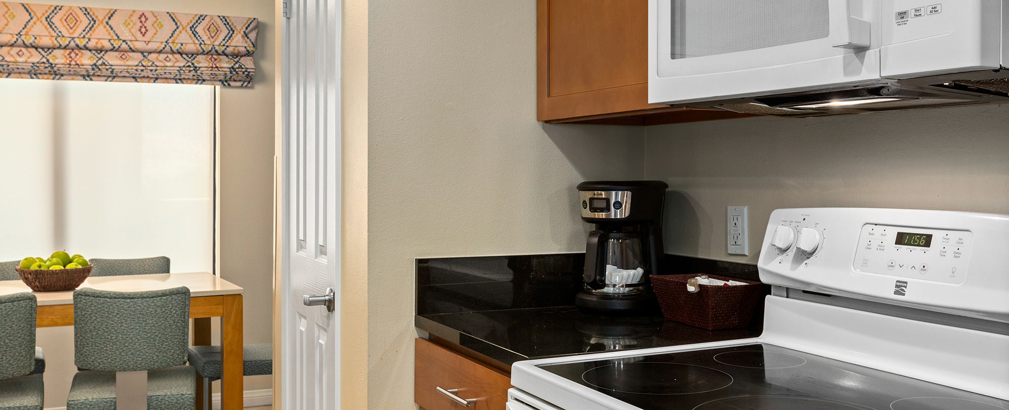 Kitchen alternate view
